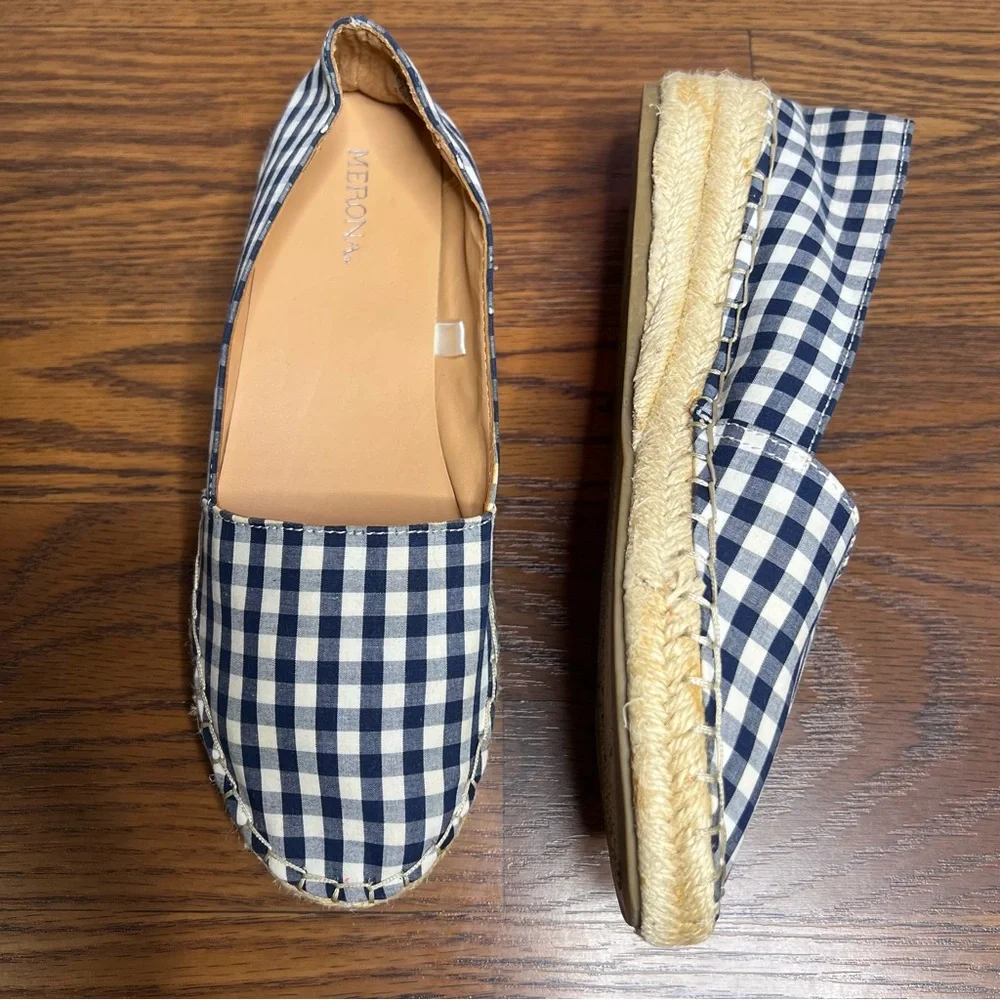 Merona Sonya ballet flats in a navy gingham pattern size 7